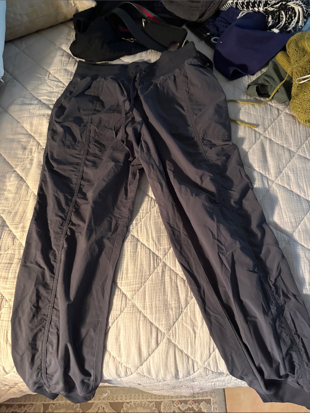 CALIA by Carrie Underwood Women's Black Jogger Sweatpants
